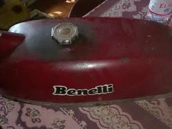 Serbatoio benelli 250 motobi