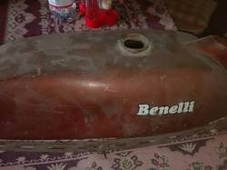 Serbatoio benelli 250 motobi